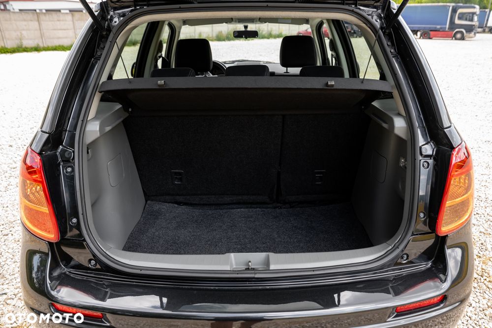 Suzuki SX4 1.6 Comfort 4WD - 14