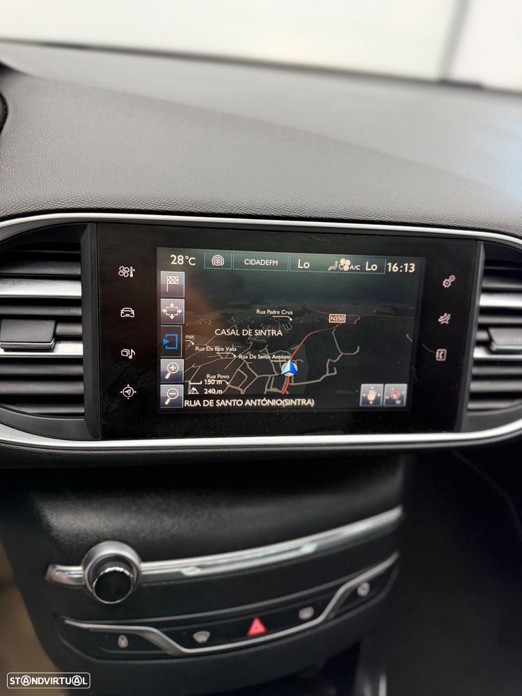 Peugeot 308 SW - 13