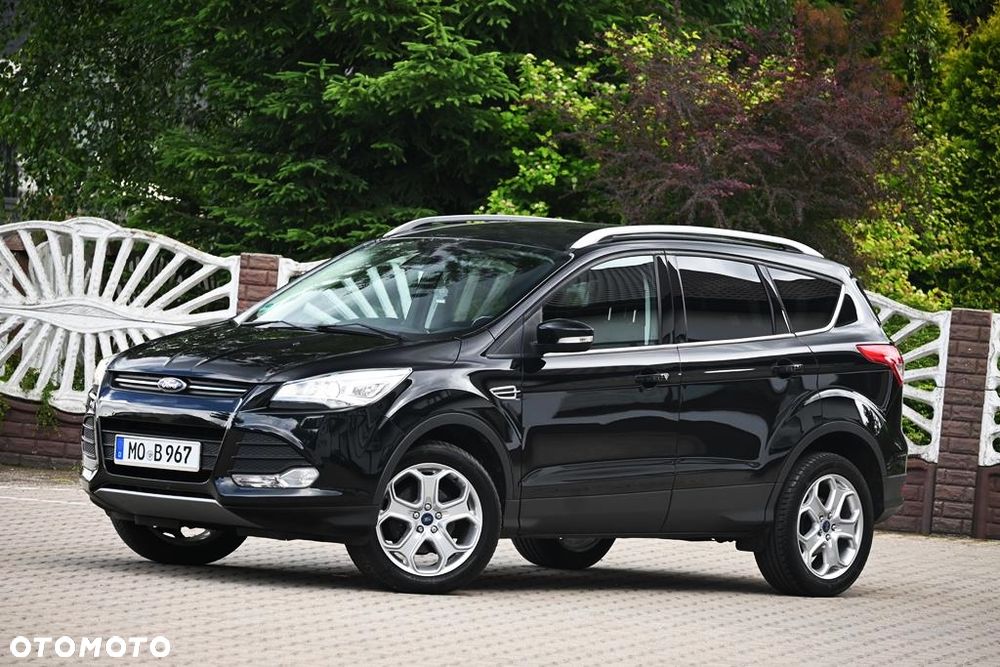 Ford Kuga 1.5 EcoBoost 2x4 Titanium - 12