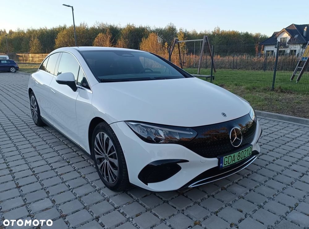 Mercedes-Benz EQE 350 89kWh Electric Art - 13