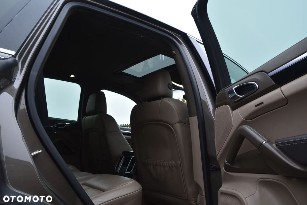 Porsche Cayenne S Tiptronic S - 24