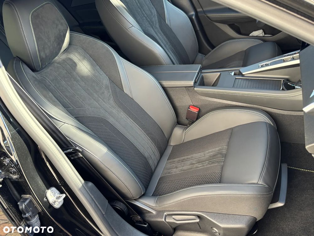 Peugeot 308 1.2 PureTech GT Pack S&S EAT8 - 22