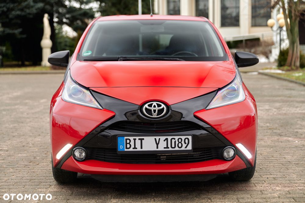 Toyota Aygo x-play Edition S+ - 8