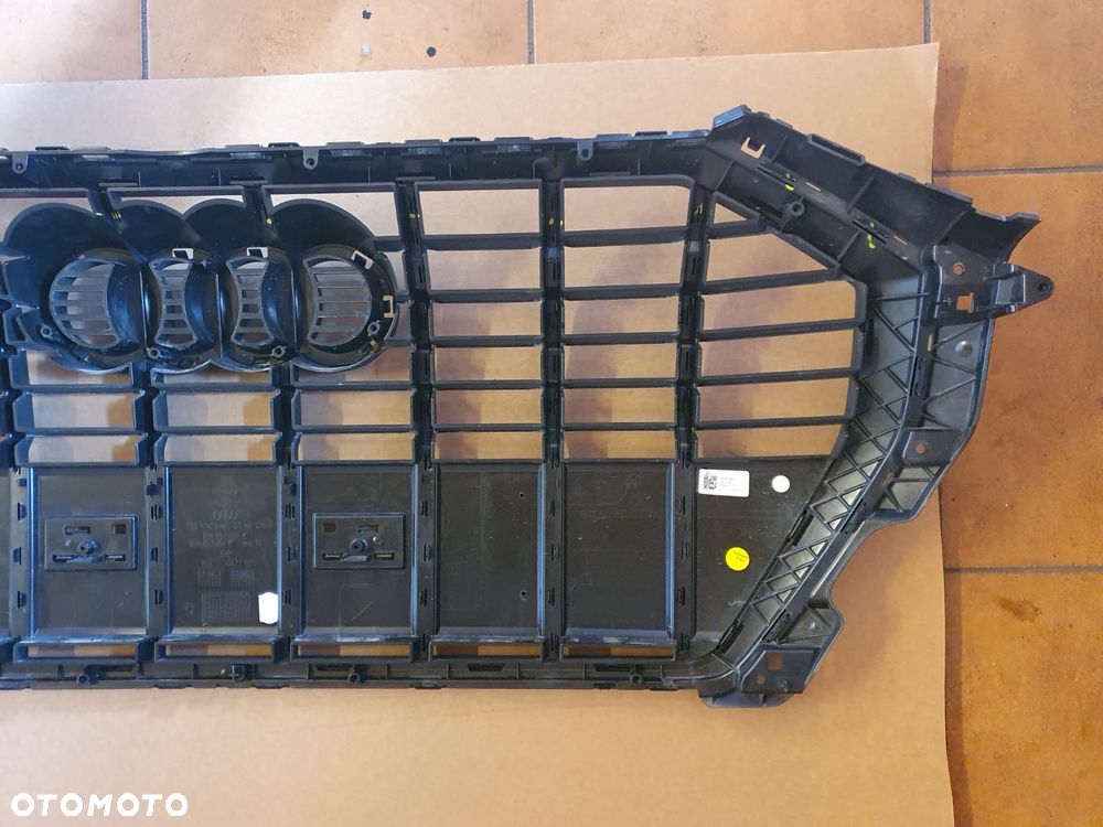GRILL ATRAPA AUDI Q3 S-LINE BLACK - 5