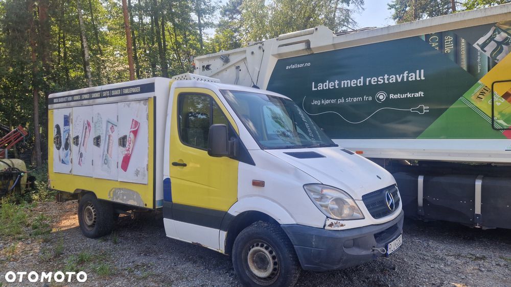 Mercedes-Benz Sprinter - 1