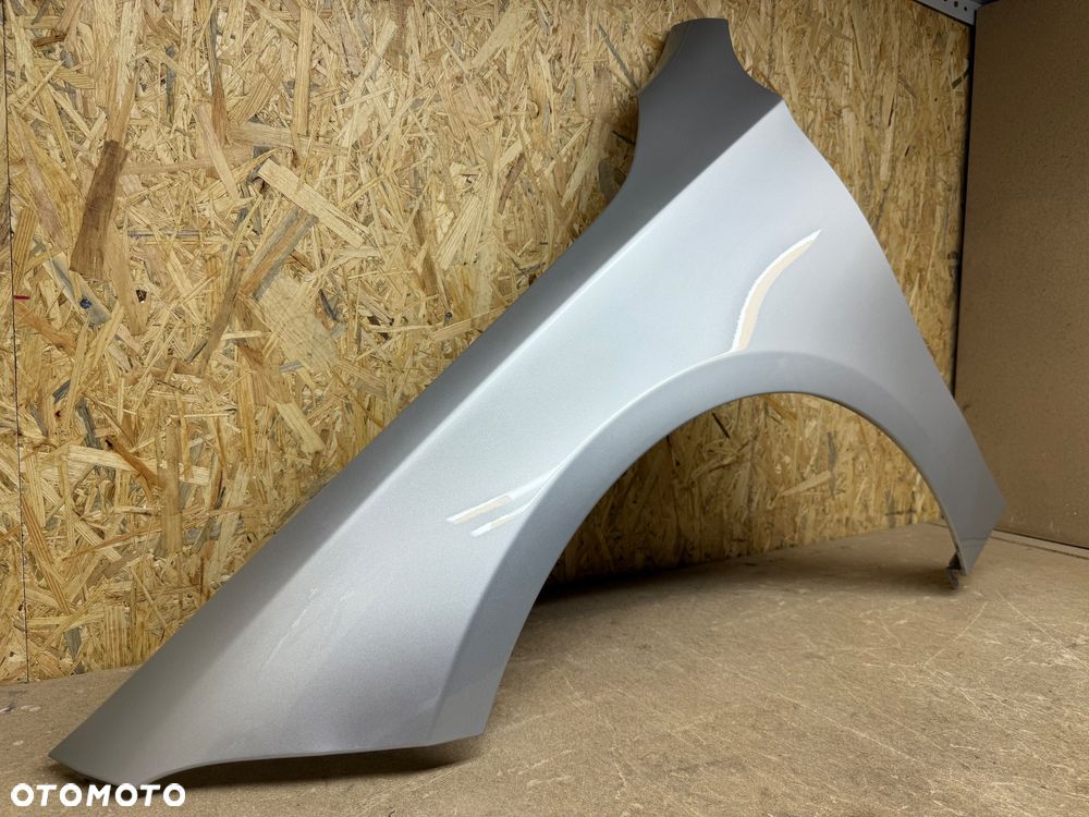 BŁOTNIK LEWY PRZÓD MERCEDES BENZ A KLASA W177 A177 A177881050 SREBRNY - 40