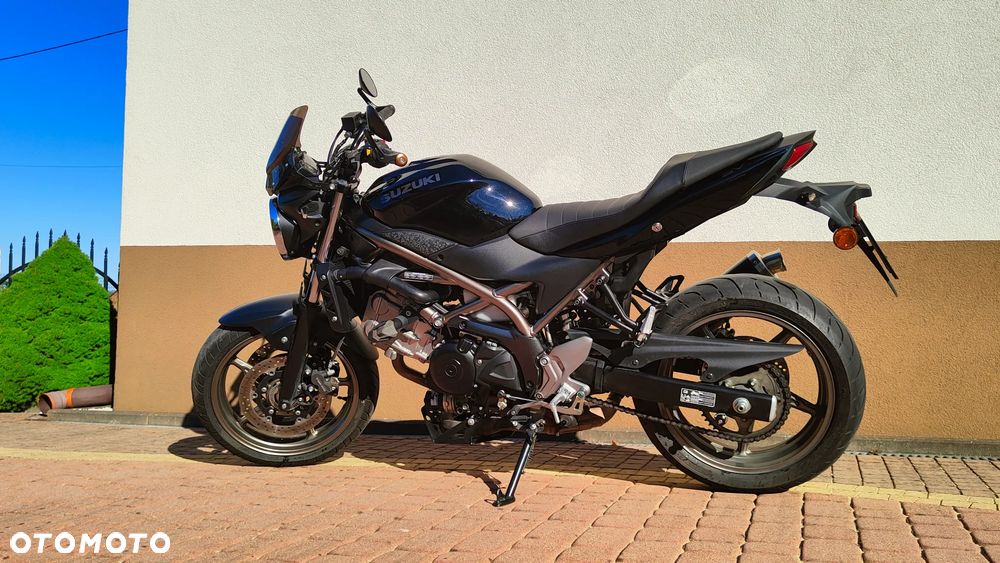 Suzuki SV - 8