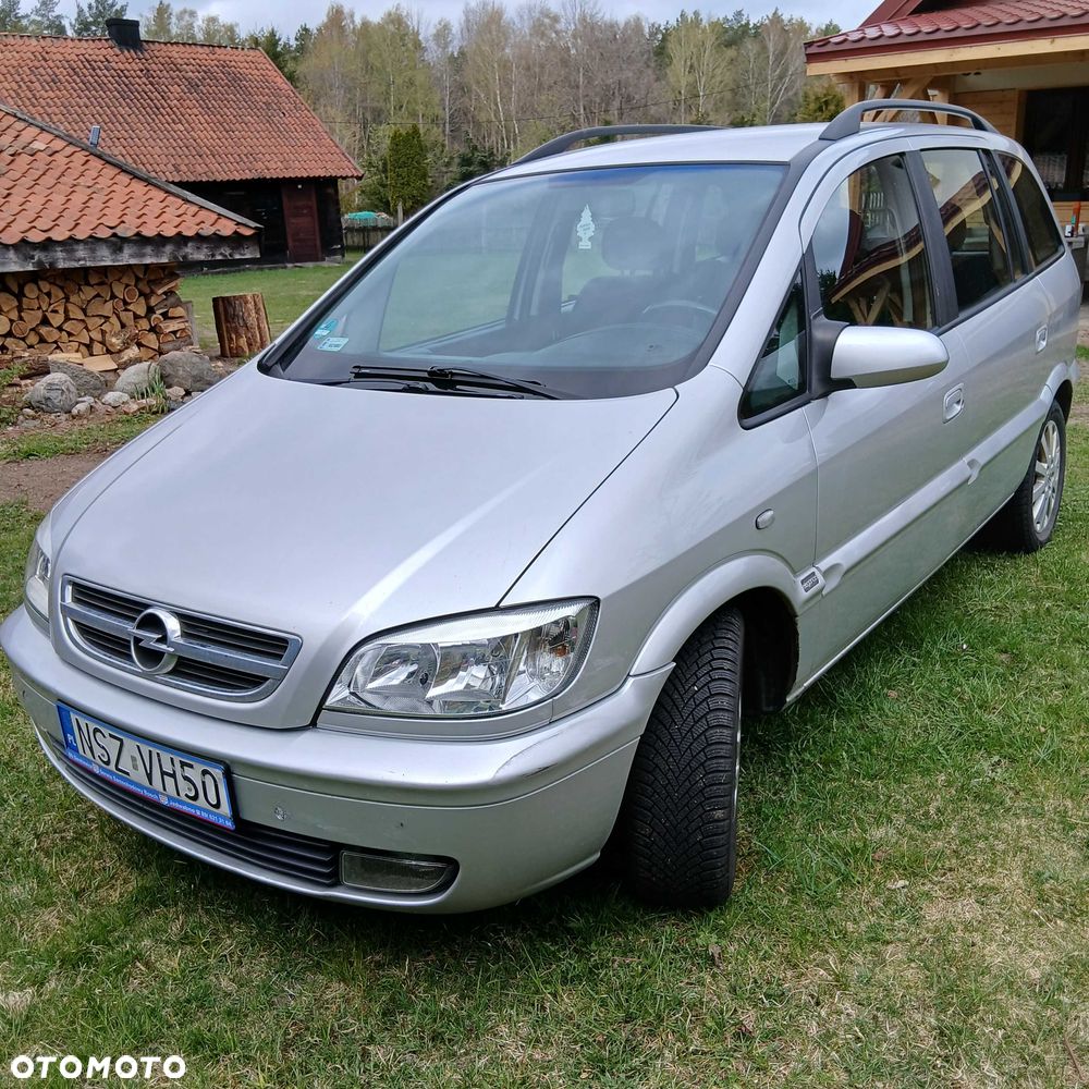 Opel Zafira - 1