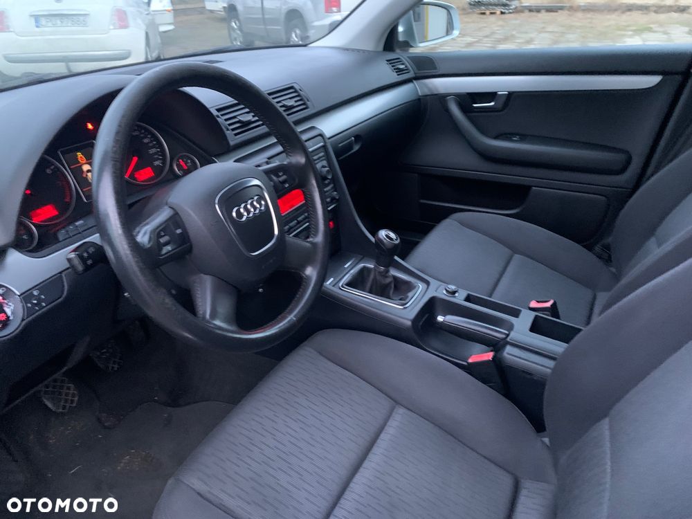 Audi A4 Avant - 27