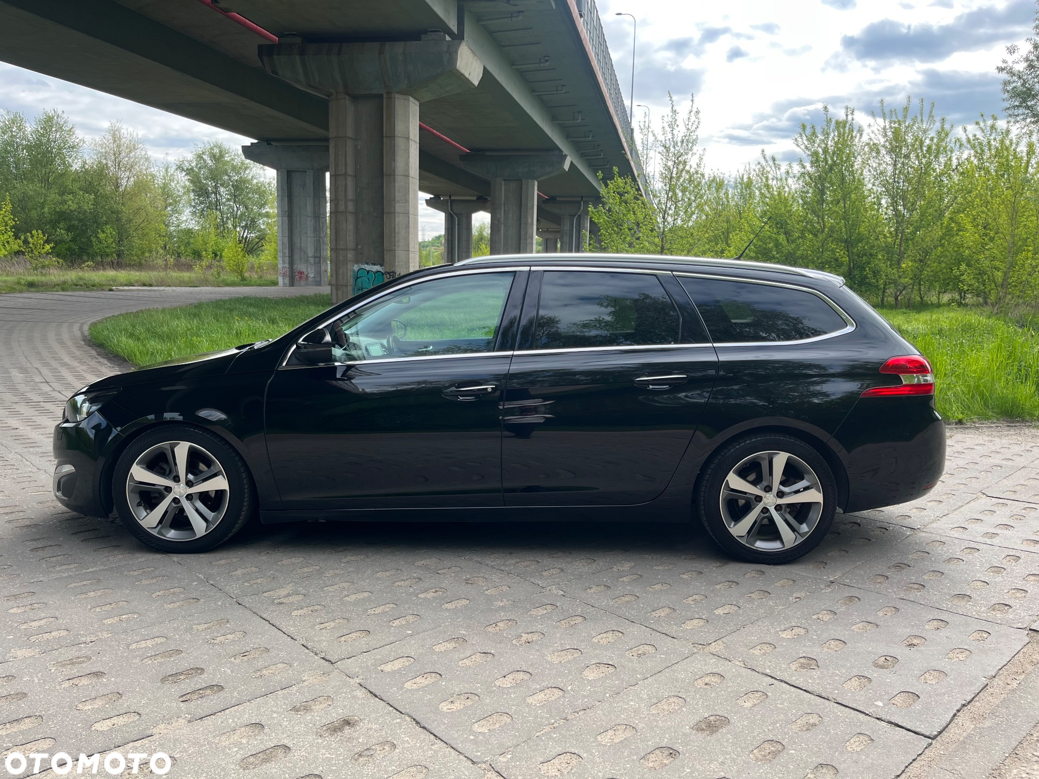 Peugeot 308 SW PureTech 130 GPF Stop & Start Allure Pack - 18