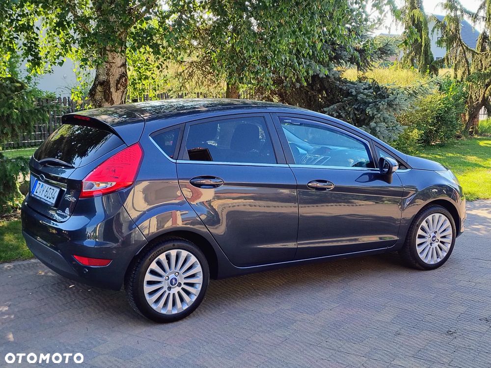 Ford Fiesta 1.25 Titanium - 35
