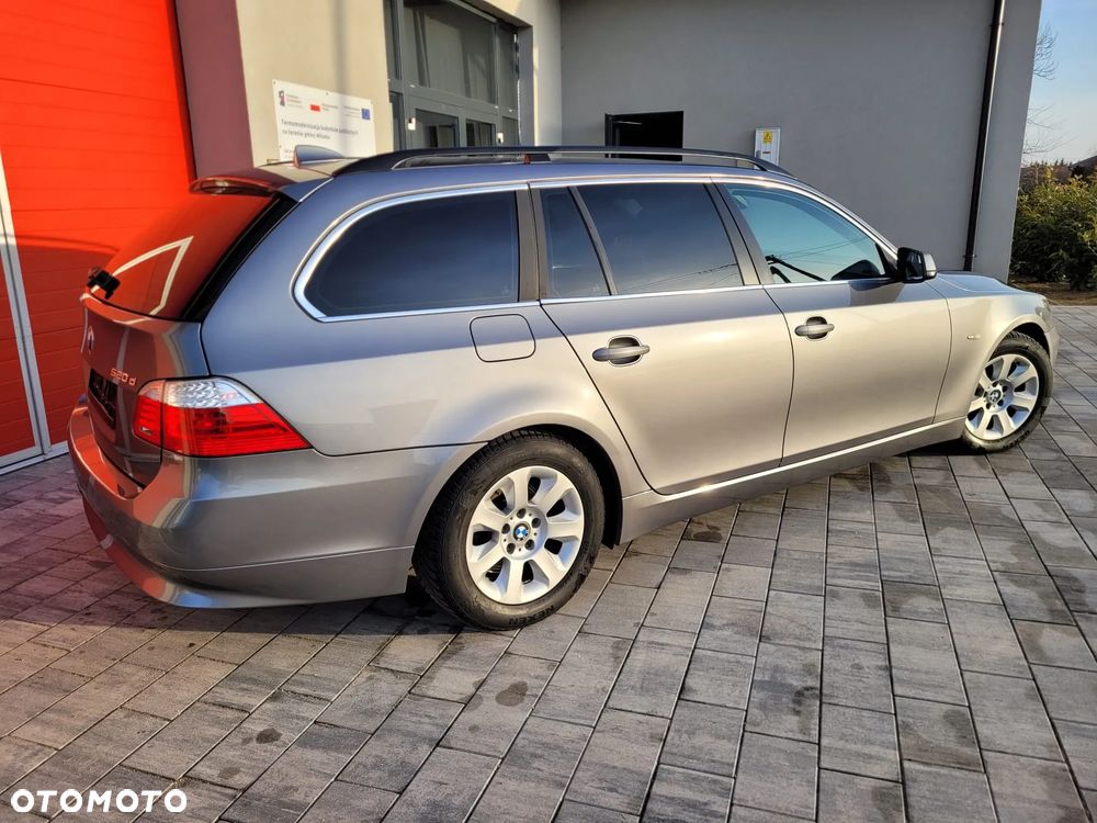 BMW Seria 5 520d - 16