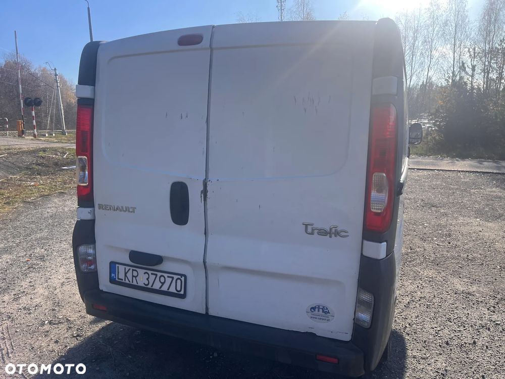Renault trafic - 3
