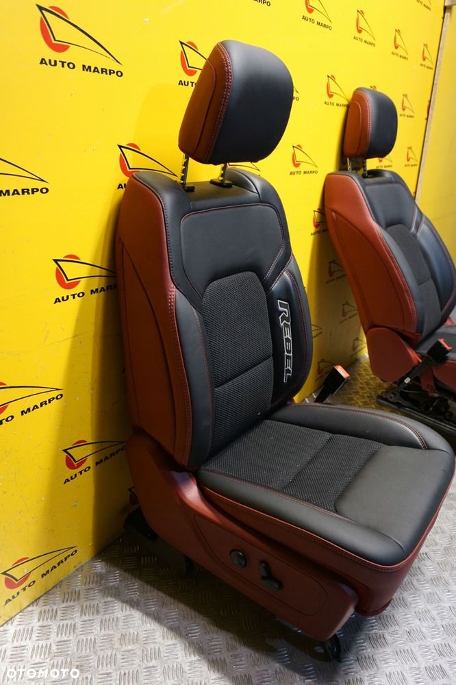 DODGE RAM 1500 REBEL 2022 - Fotel Fotele Kanapa Komplet Skóra Podłokietnik - 9