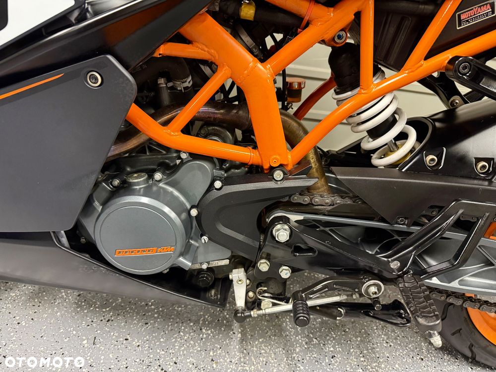 KTM RC 125 - 16