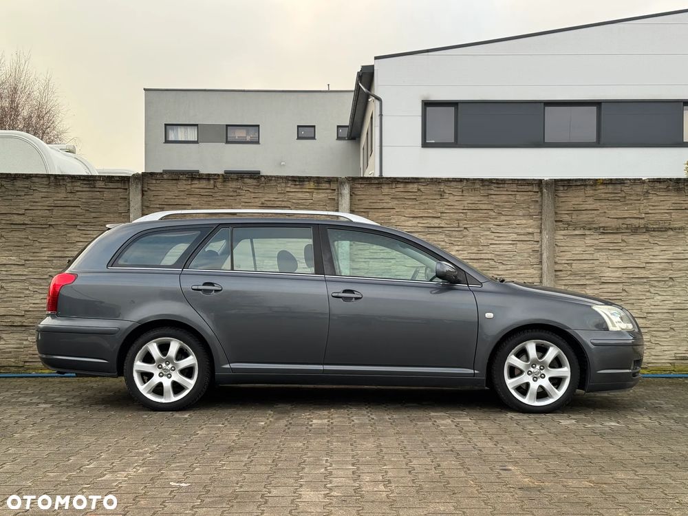Toyota Avensis 2.0 VVT-i Sol - 3