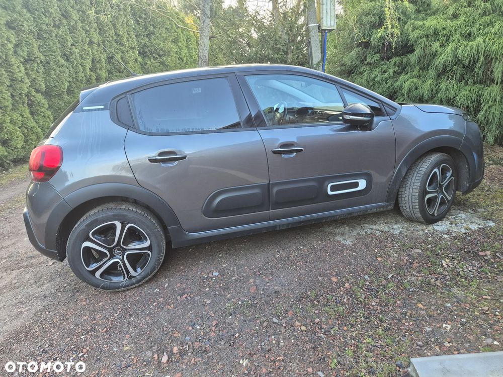Citroën C3 1.2 PureTech Shine - 2