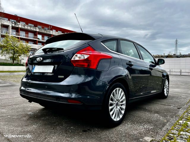 Ford Focus 1.0 EcoBoost S&S Titanium - 9