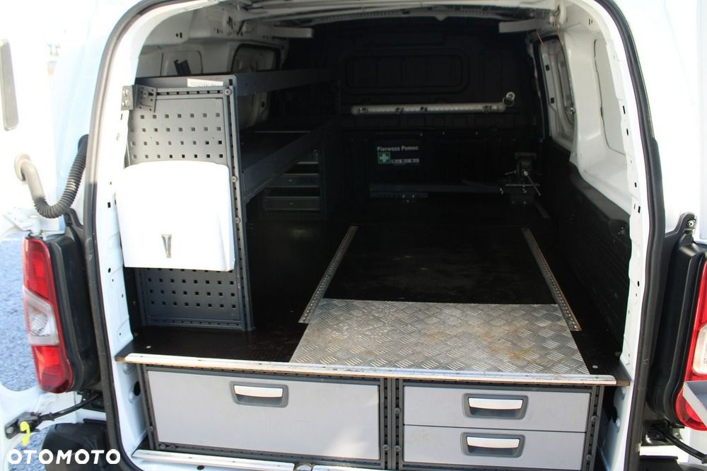 Opel Combo - 17