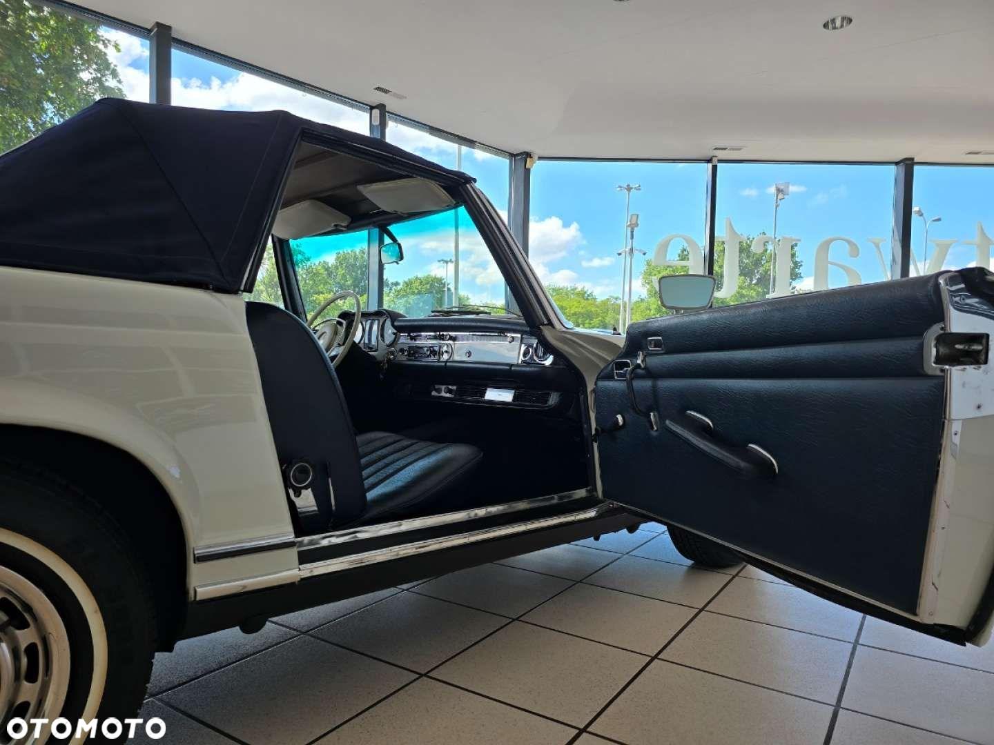 Mercedes-Benz SL - 30