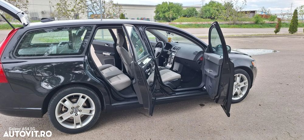 Volvo V50 - 12
