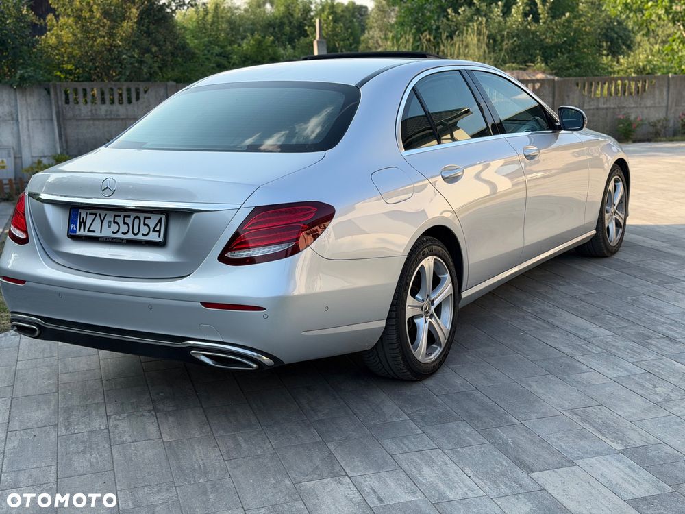 Mercedes-Benz Klasa E 400 d 4-Matic 9G-TRONIC - 12