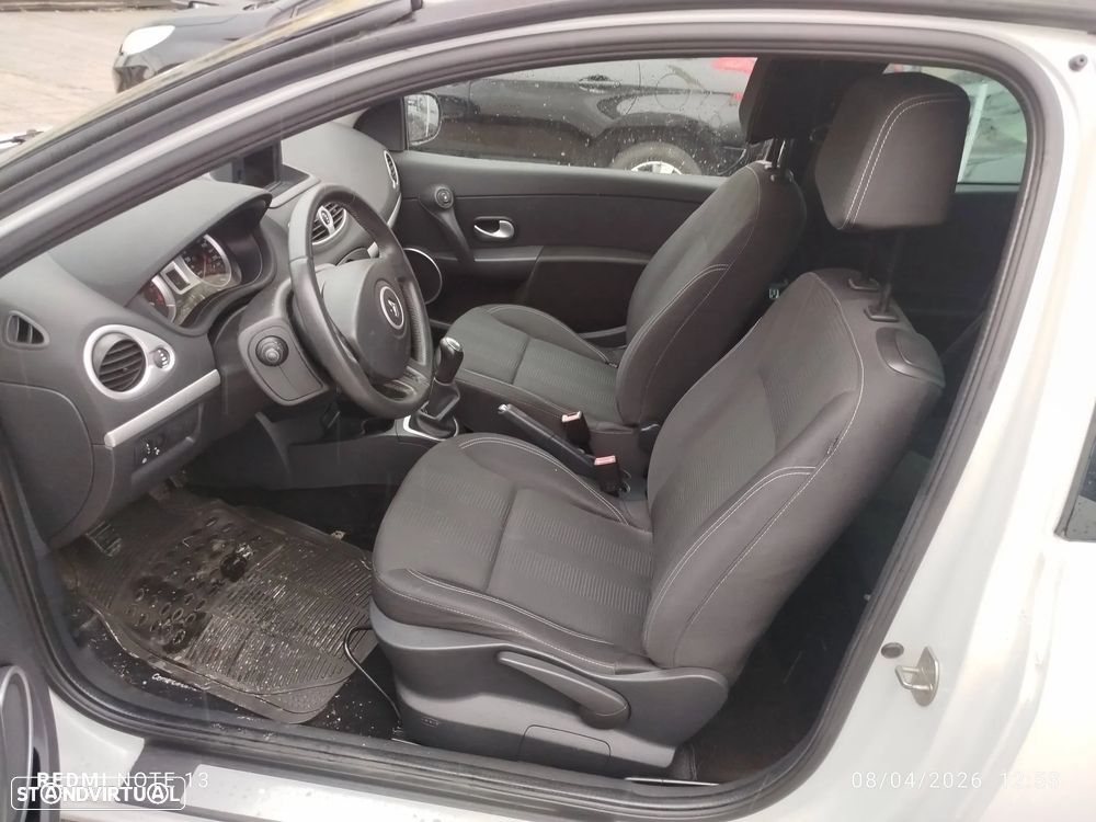 Renault Clio 1.2 TCE GT J15 - 8