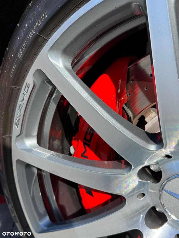 Mercedes-Benz SL 63 AMG AMG Speedshift MCT 7-Gang Sportgetriebe AMG Performance Package - 10