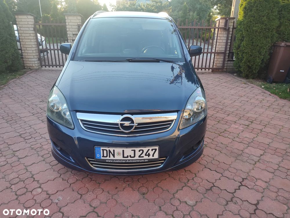Opel Zafira - 12