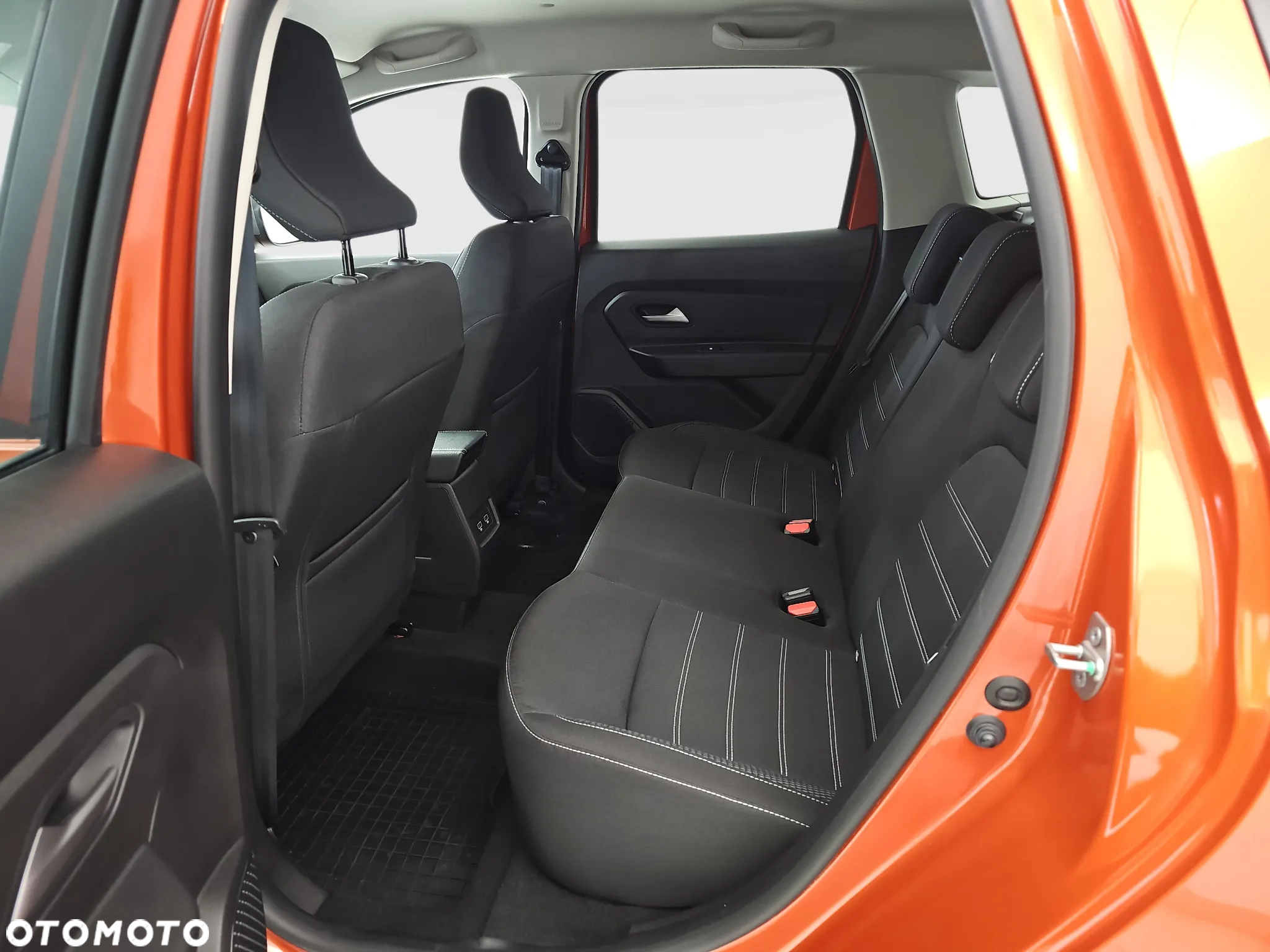 Dacia Duster 1.3 TCe Journey 4WD - 18