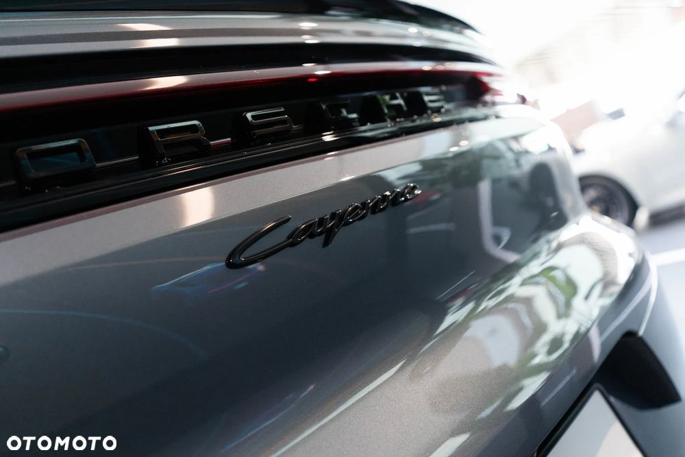 Porsche Cayenne E-Hybrid PHEV Black Edition - 34