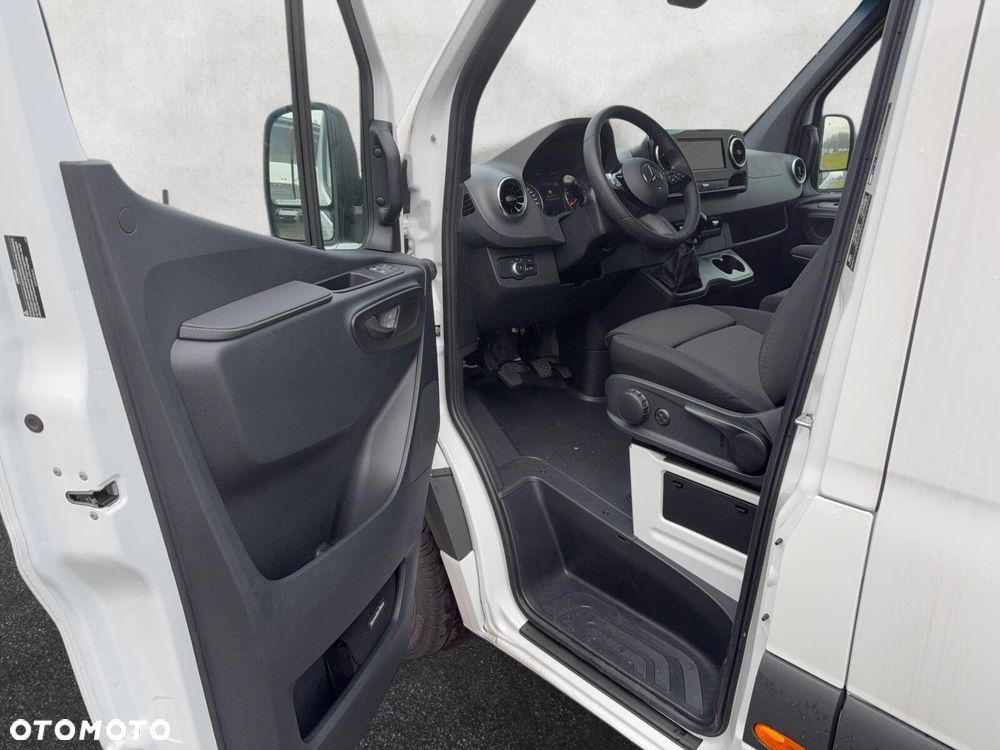 Mercedes-Benz Sprinter 317 CDI - 10