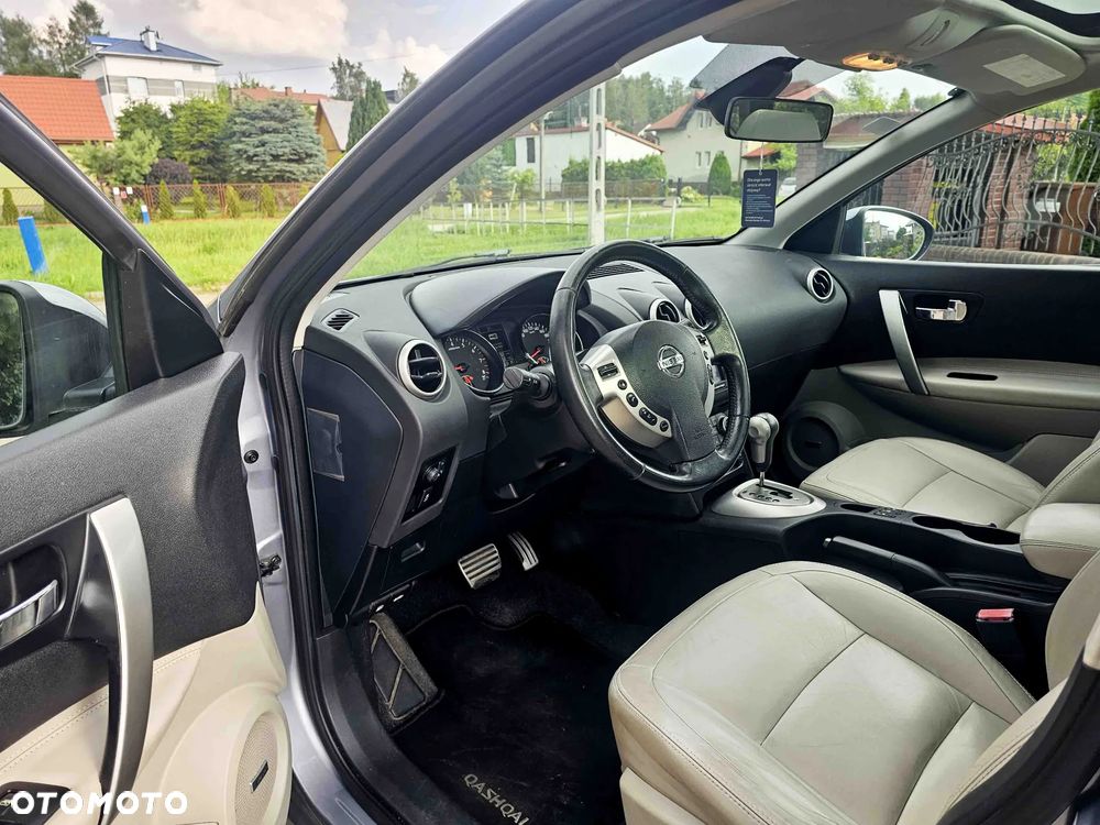 Nissan Qashqai 2.0 Tekna Premium CVT - 16