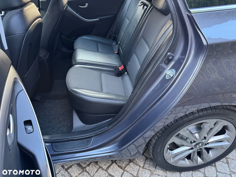 Hyundai i30 blue 1.6 GDI Style - 19