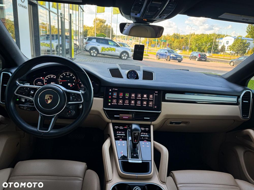 Porsche Cayenne Platinum Edition - 35