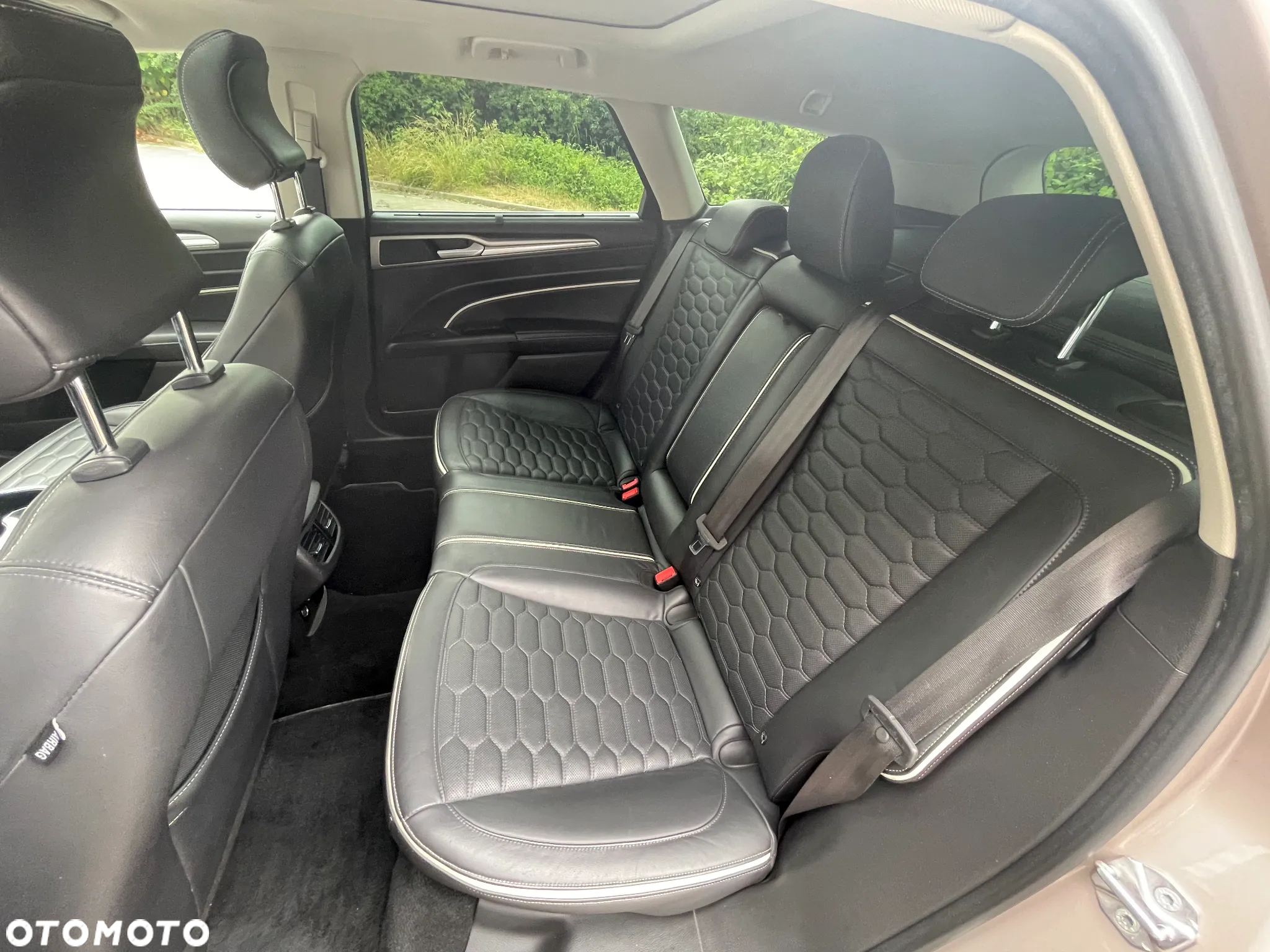 Ford Mondeo Turnier TDCi Bi-Turbo PowerShift-Aut Vignale - 12