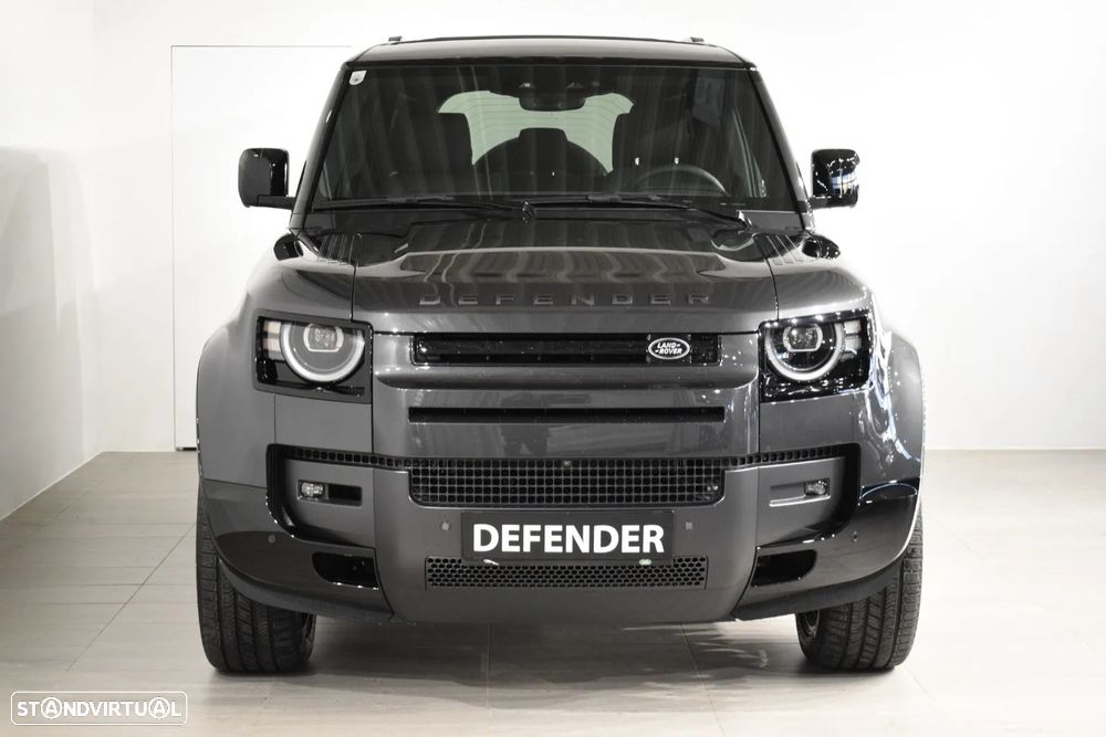 Land Rover Defender 2.0 P300e 110 AWD X-Dynamic SE - 3