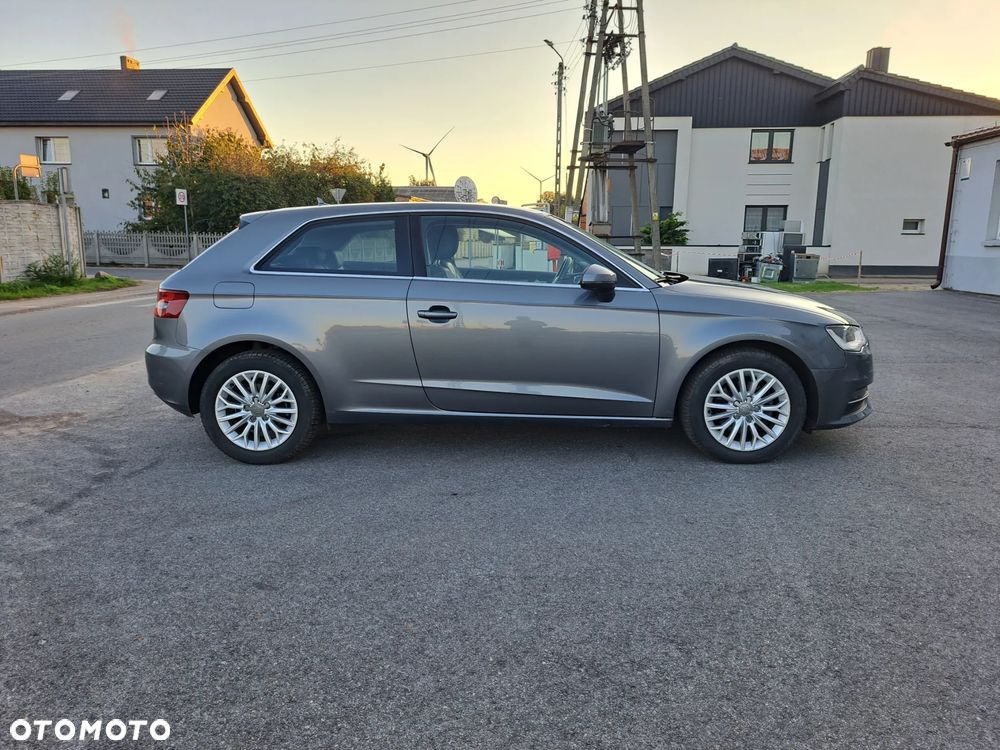 Audi A3 3-drzwiowe 1.4 TFSI Ambition - 5