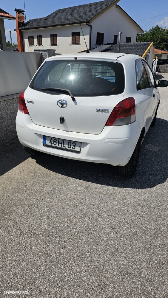 Toyota Yaris 1.4 D-4D Comfort - 8