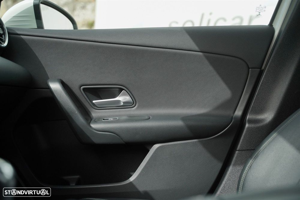 Mercedes-Benz A 180 d Progressive - 33