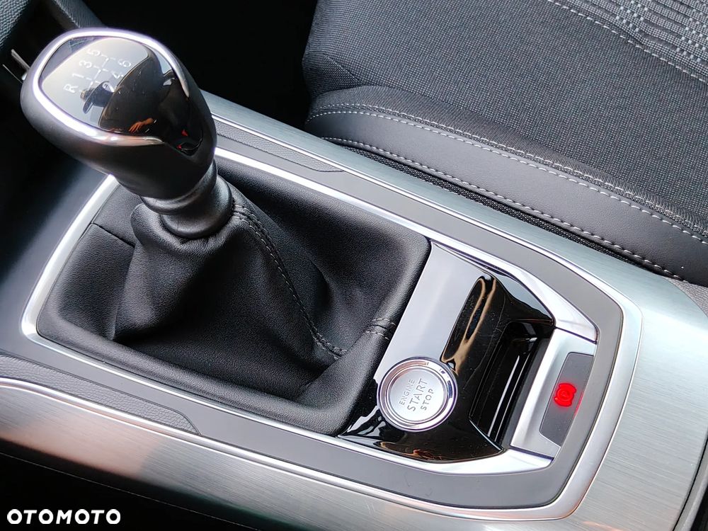 Peugeot 308 - 34