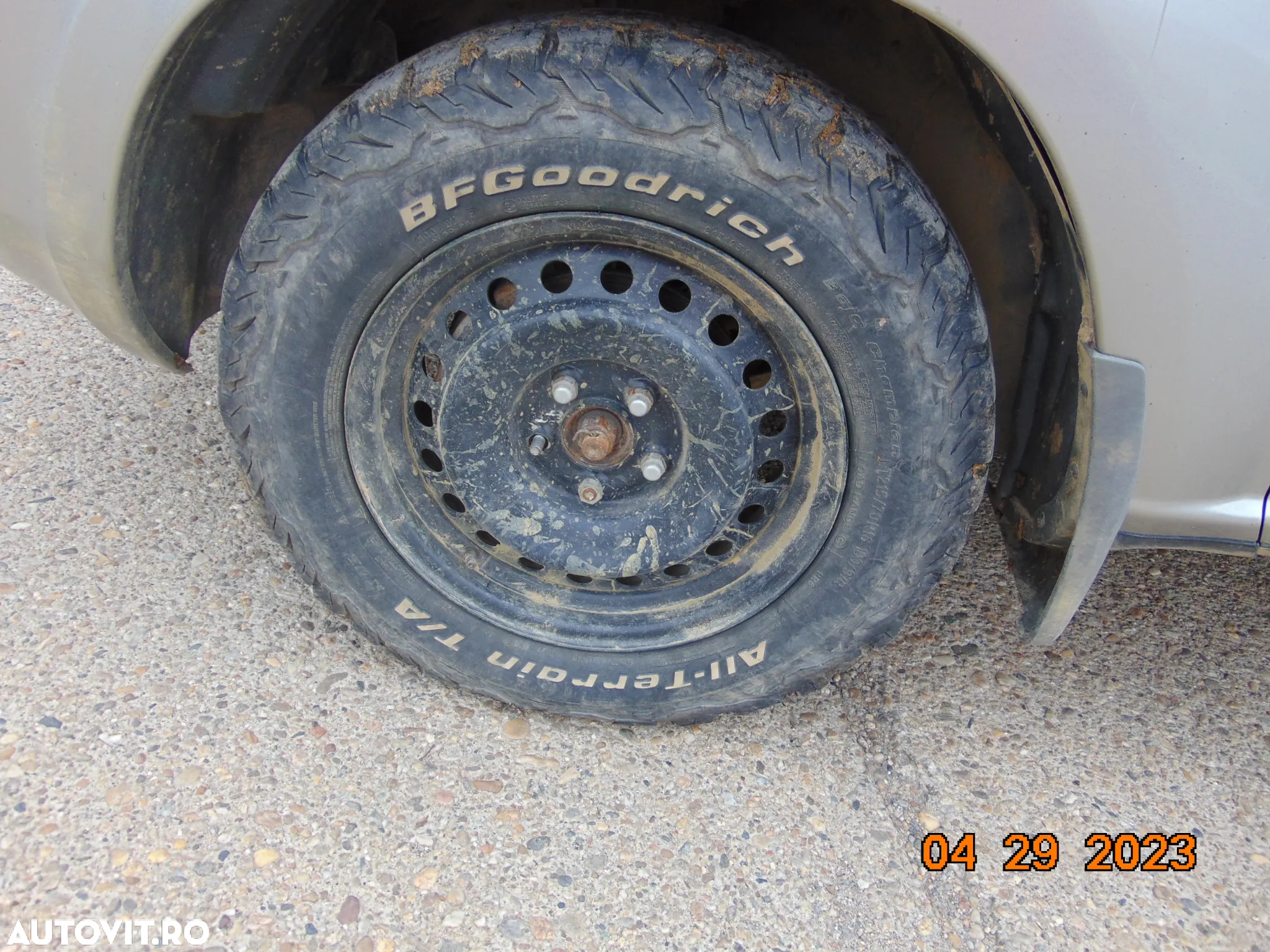 Jante Nissan X Trail t30 jante metal cu anvelope teren off road r16 cauciucuri bf goodrich - 5