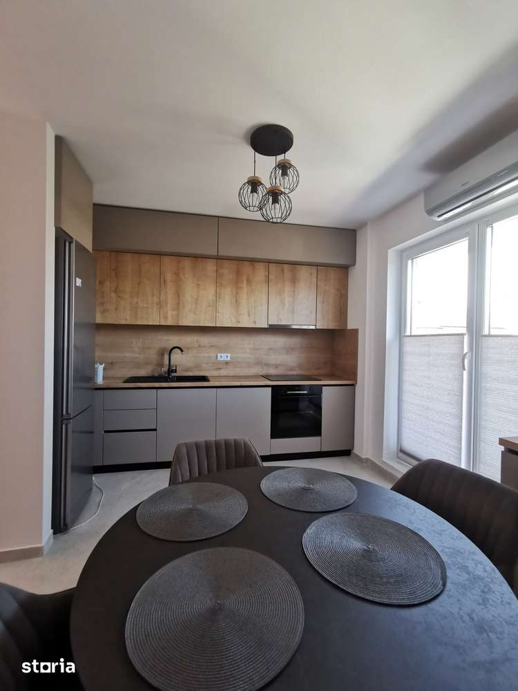 Apartament nou, 3 camere, parcare, in zona semicentrala — fotografia 1
