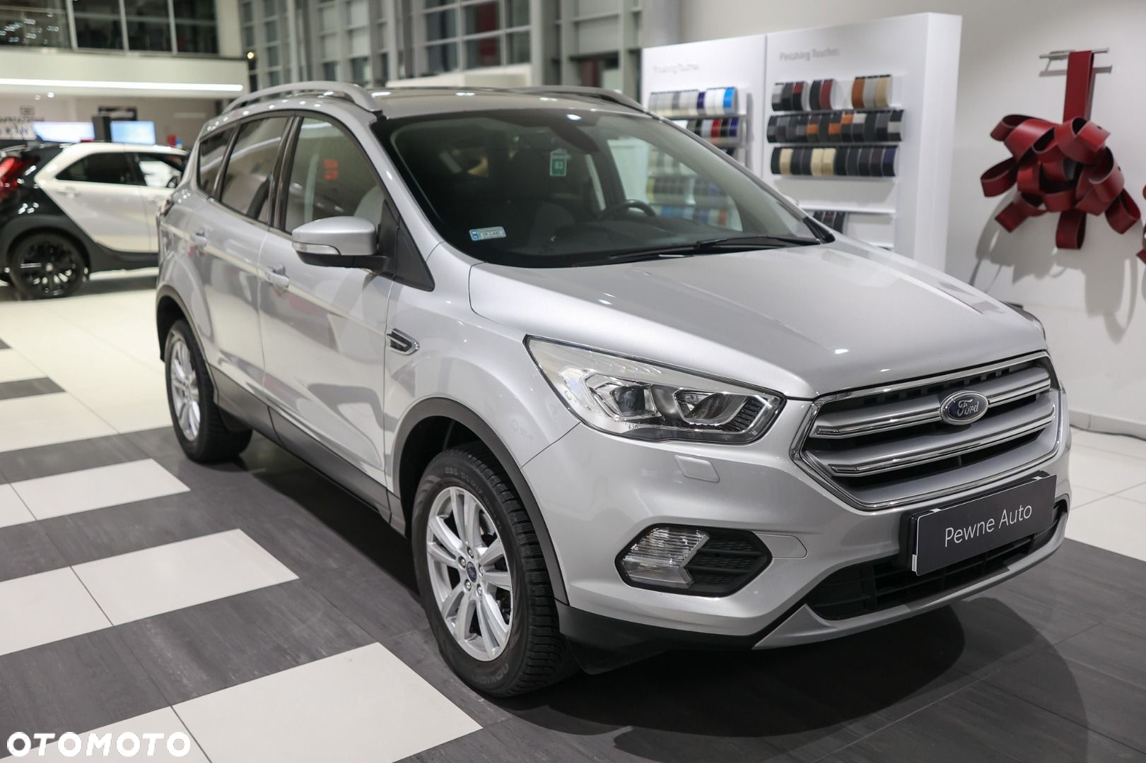 Ford Kuga - 4