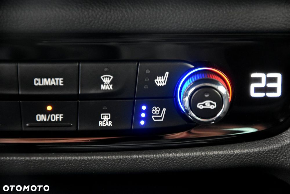 Opel Insignia 1.6 Innovation - 28