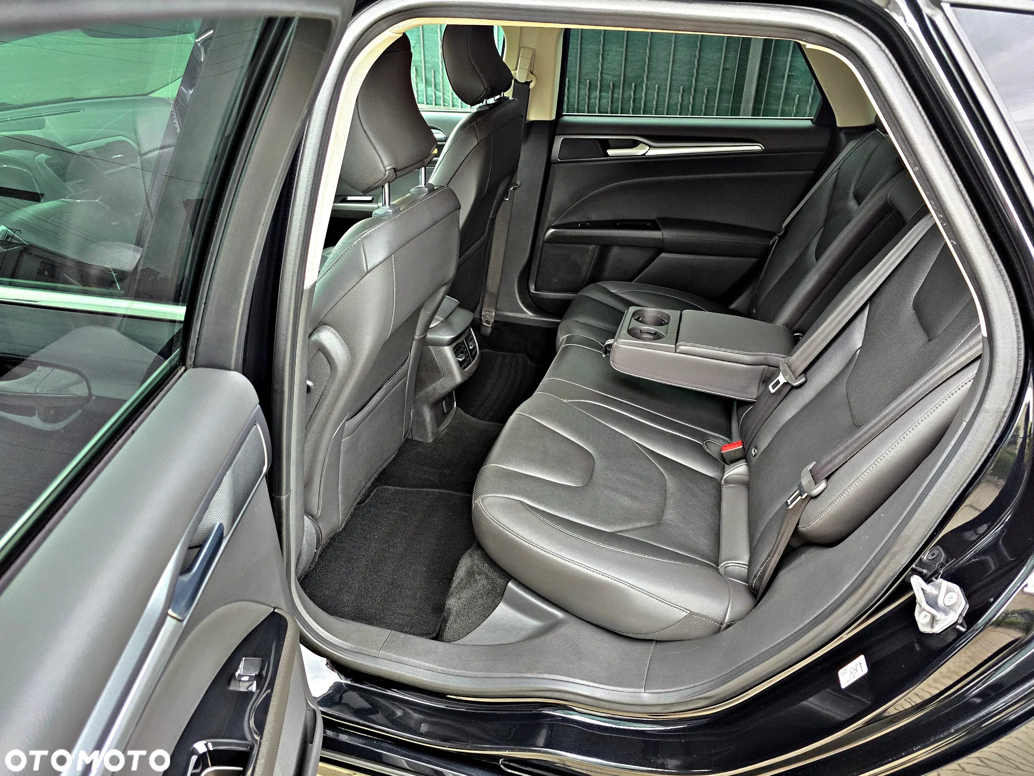 Ford Mondeo 2.0 TDCi Titanium - 30