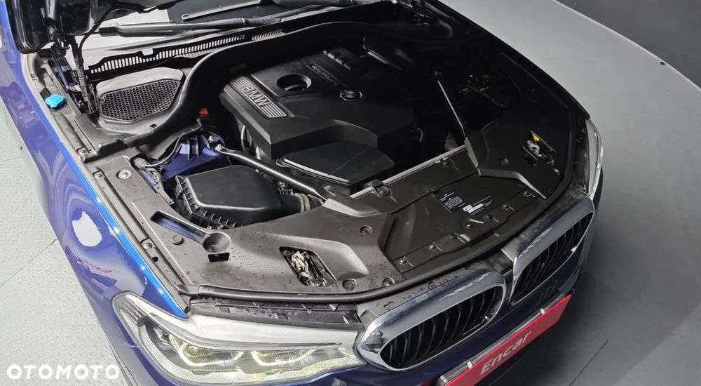 BMW Seria 5 530i M Sport Edition - 6