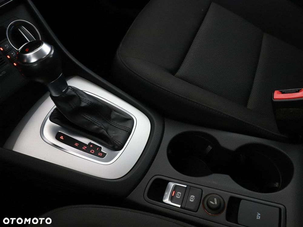 Audi Q3 2.0 TDI S tronic - 28