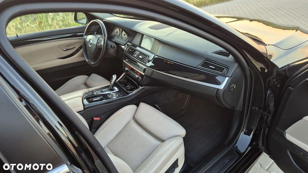 BMW Seria 5 520d - 18