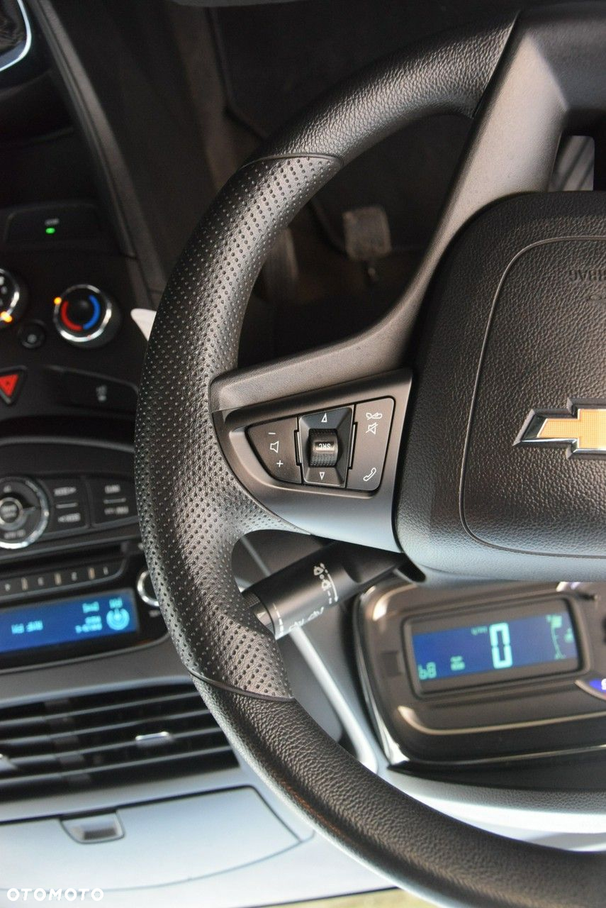 Chevrolet Trax 1.7TD LS - 29